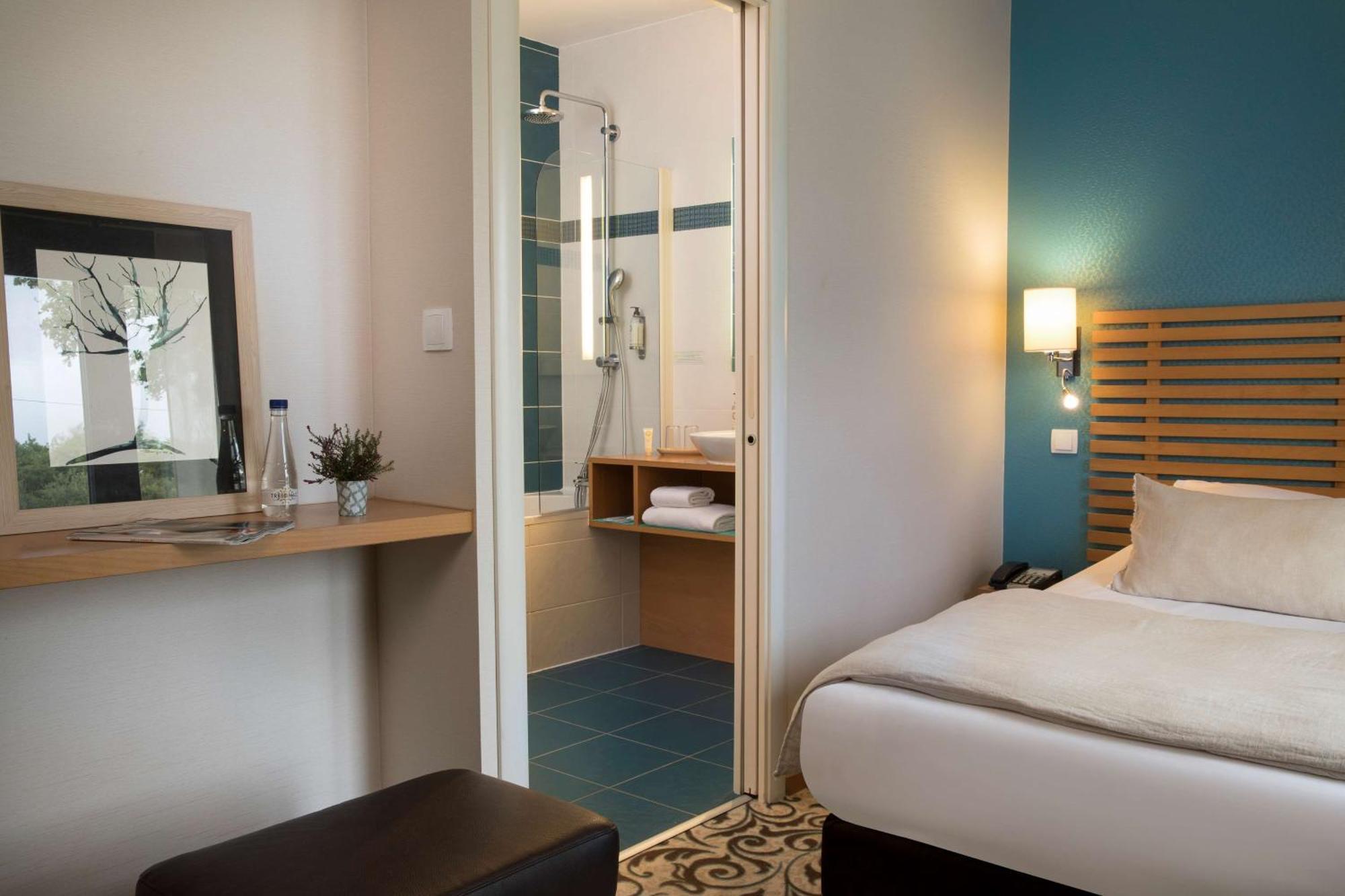 Comfort Queen Room Non-Smoking