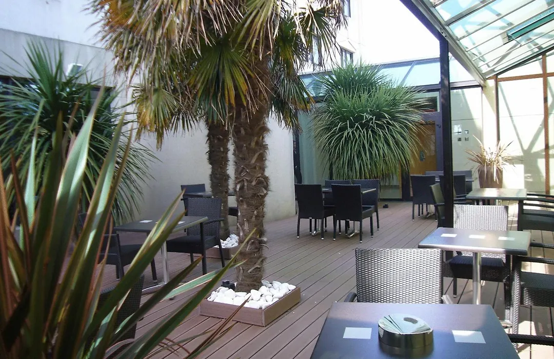 Hôtel Oceania Nantes-1